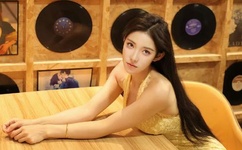 37pGOGO人体做爰大胆图片